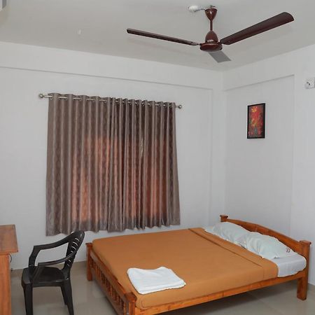 Sivaranjini Tourist Villa Guruvayur Exterior photo